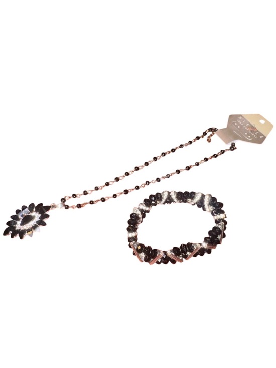 Unbranded Jewelry - Black Pendant Necklace & Bracelet Set